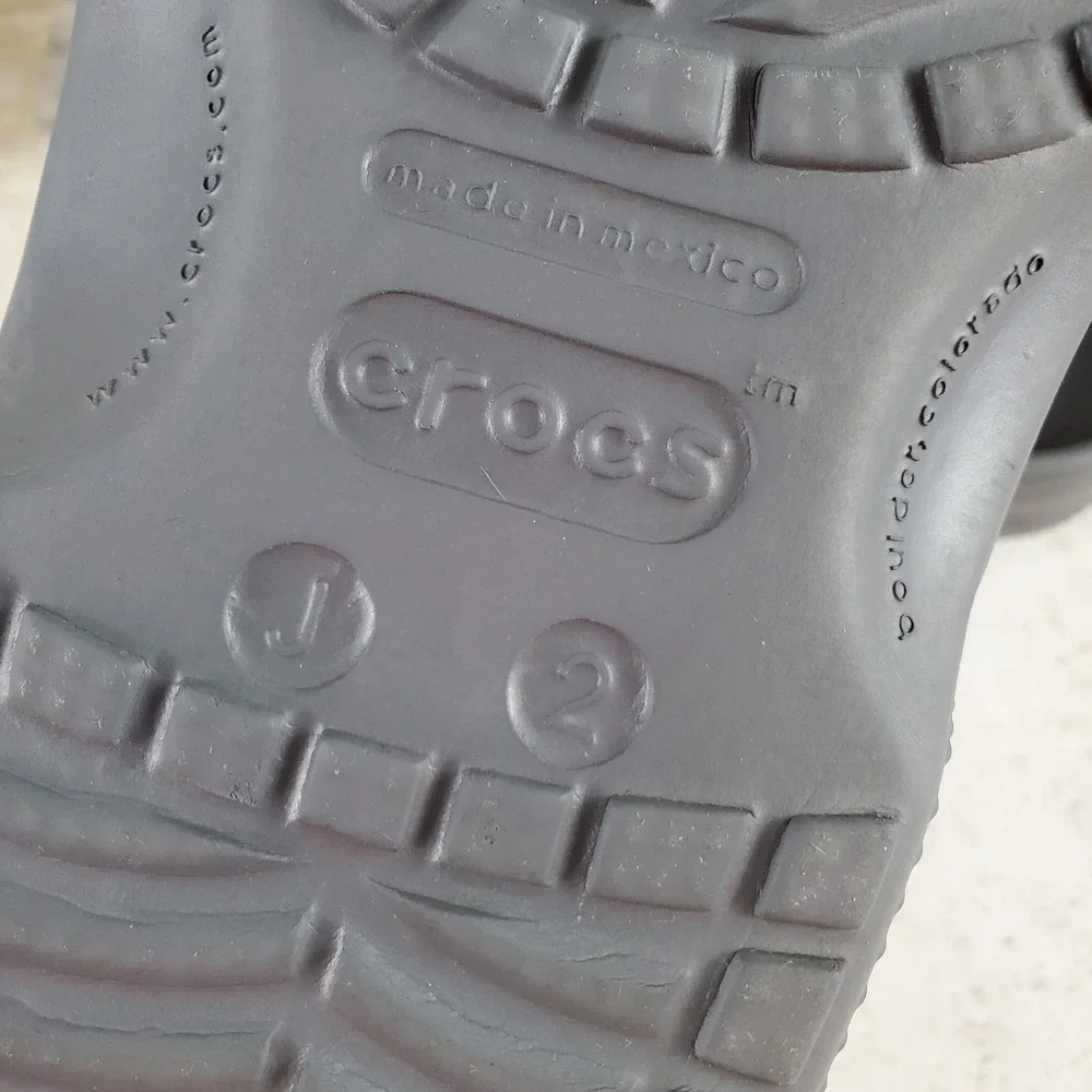 Crocs Classic Kids Clog Sz 2 J2 Comfort Gray Rubber Round Toe Slip On Slingback